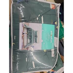 3 pc Pillowfort Dragon Full Comforter and Shams Set NIP